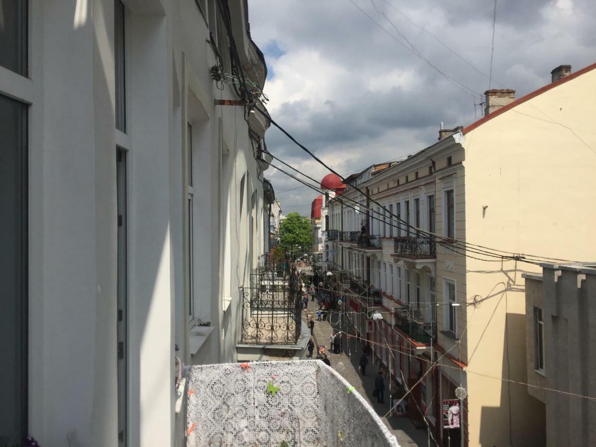 Затишна Квартира В Центрі Міста Ternopil Exteriör bild